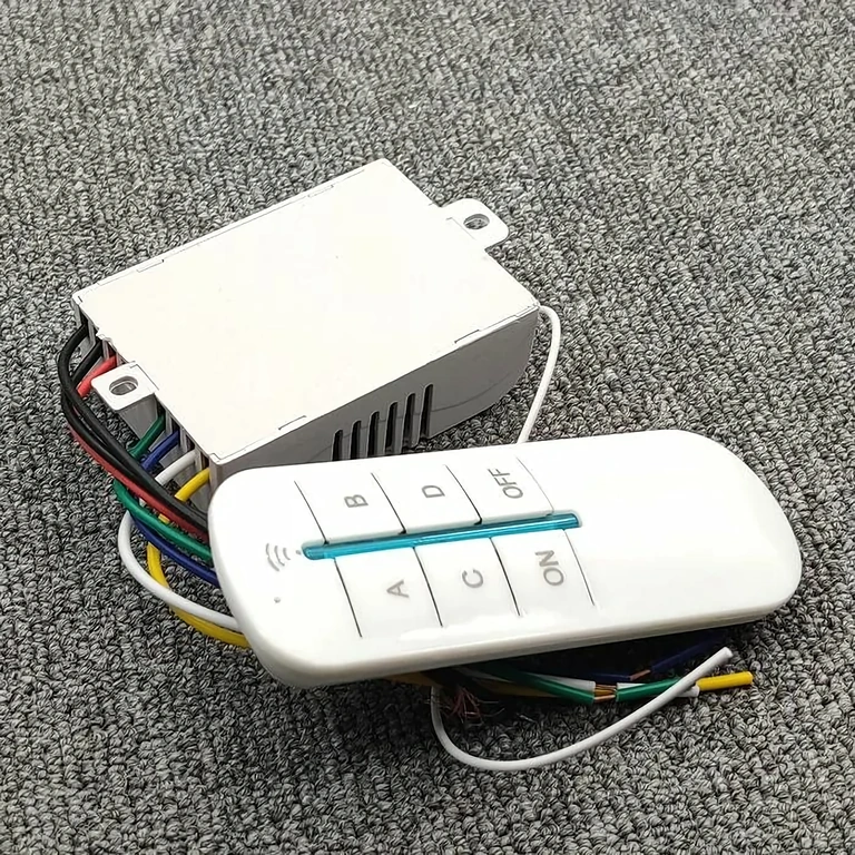 RF kaugjuhtimispuldiga valgustuse kontroller 433 MHz RF töörežiimiga valguse lüliti