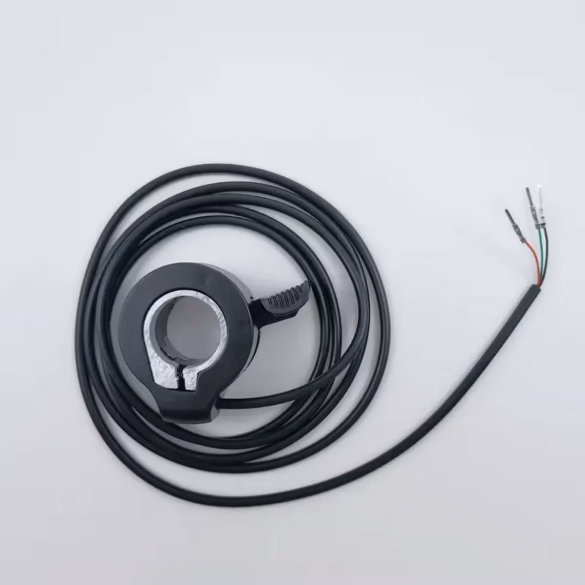 Gaasikäepide punase, musta ja rohelise juhtmega, ühilduv mitme pinge korral