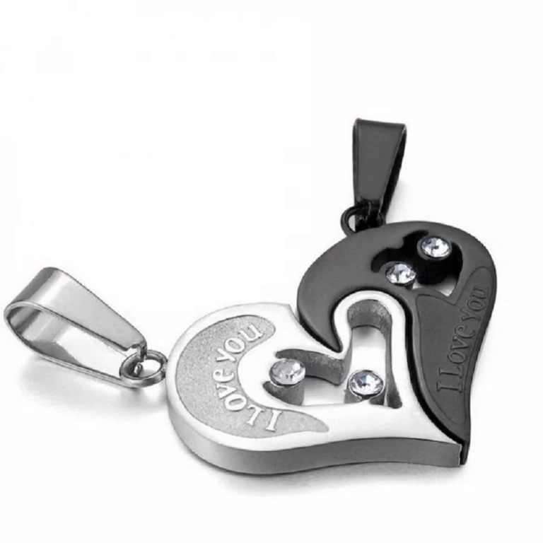 Südame sümboliga armastajate kaelakeed Kaks südamekujulist ripatsiga kaelaketti paaridele