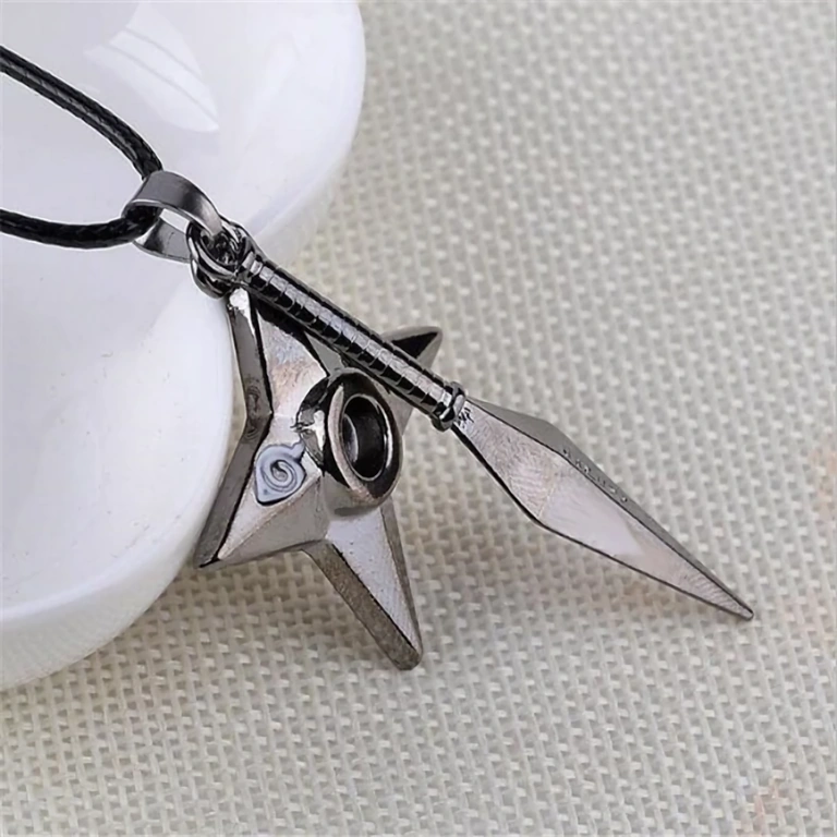 Naruto cosplay aksessuaar: Shuriken Naruto Uzumaki Shuriken metallist aksessuaar cosplay jaoks
