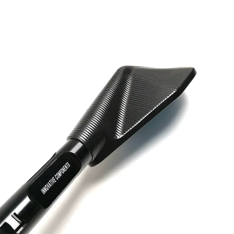 Mustad sportpeeglid mootorrattale, alumiinium ja panoramklaas