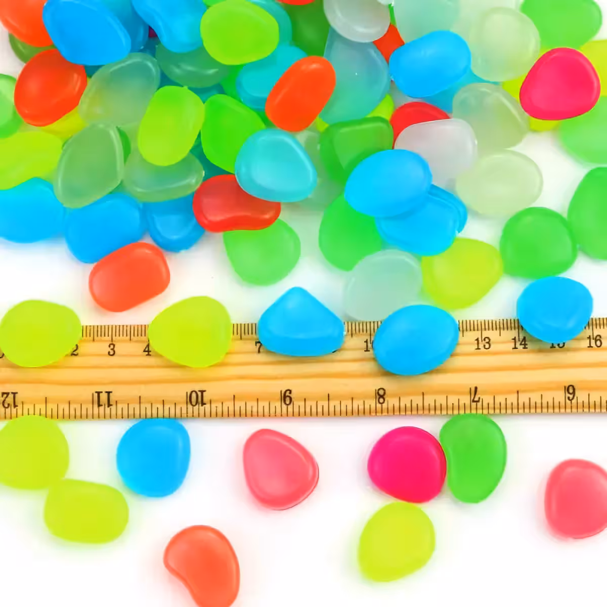 Vaigust valmistatud fosforesseerivad dekoratiivkivid