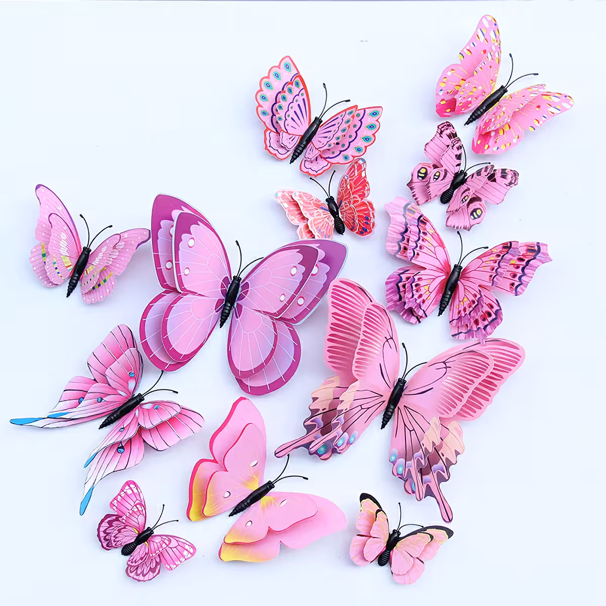 Liblikad lihtsasti kinnitatavad kardinatele, akendele, ustele ja muudele siledatele pindadele