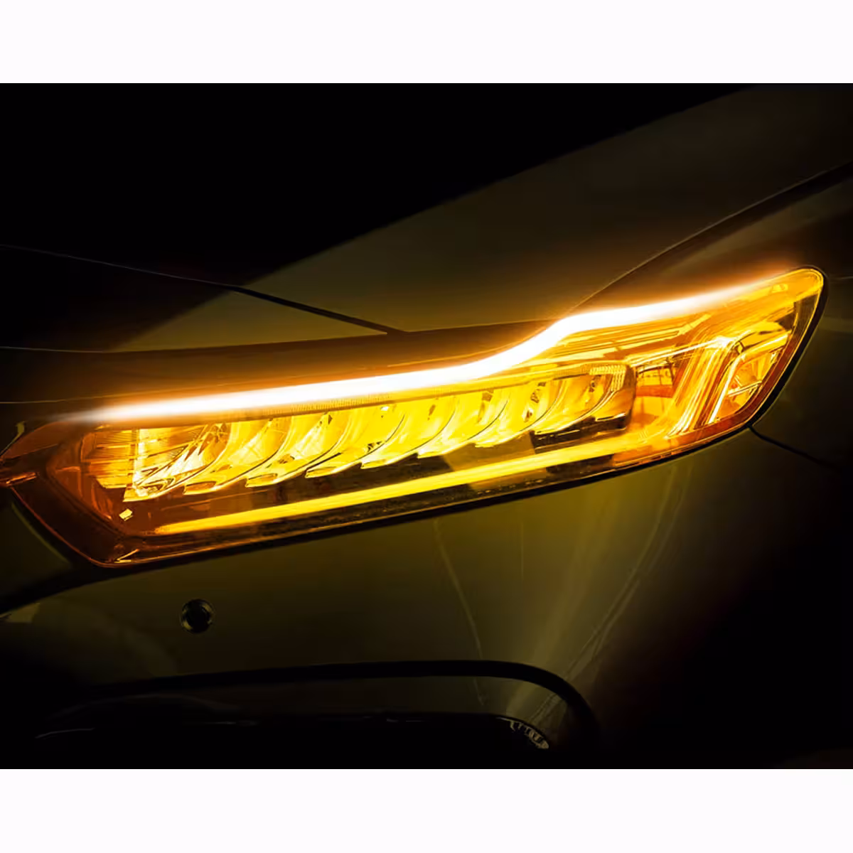 Painduv LED-riba päevatulede ja vilkuva suunatule jaoks