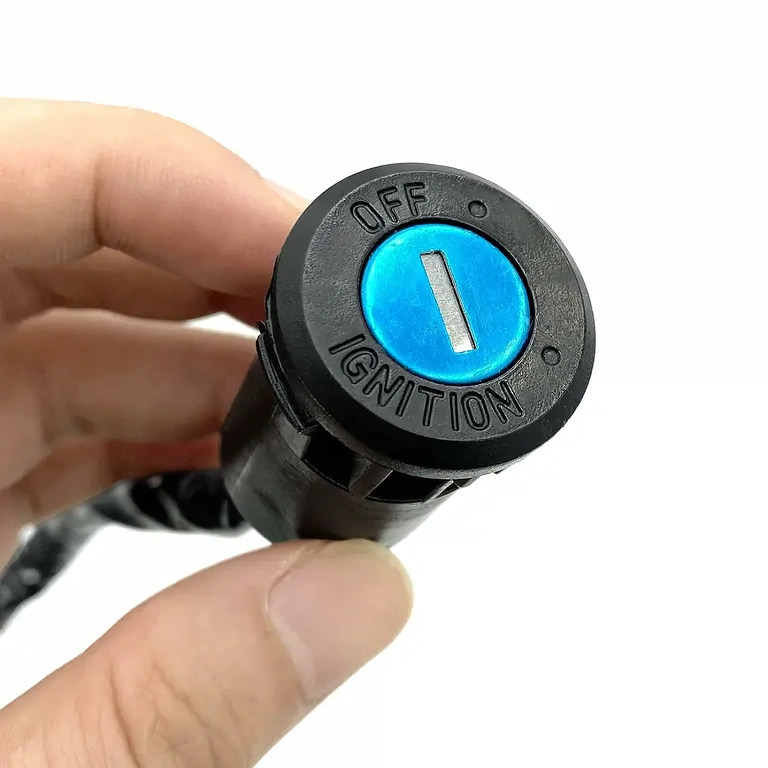 Võtmega käivituskontakt Hiina tõukeratastele