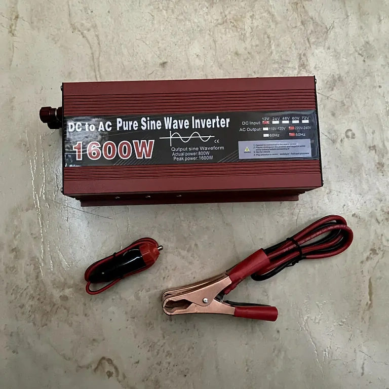 12V–220V inverter aku klambritega Täielik komplekt kaablite ja kiire ühenduse klemmidega