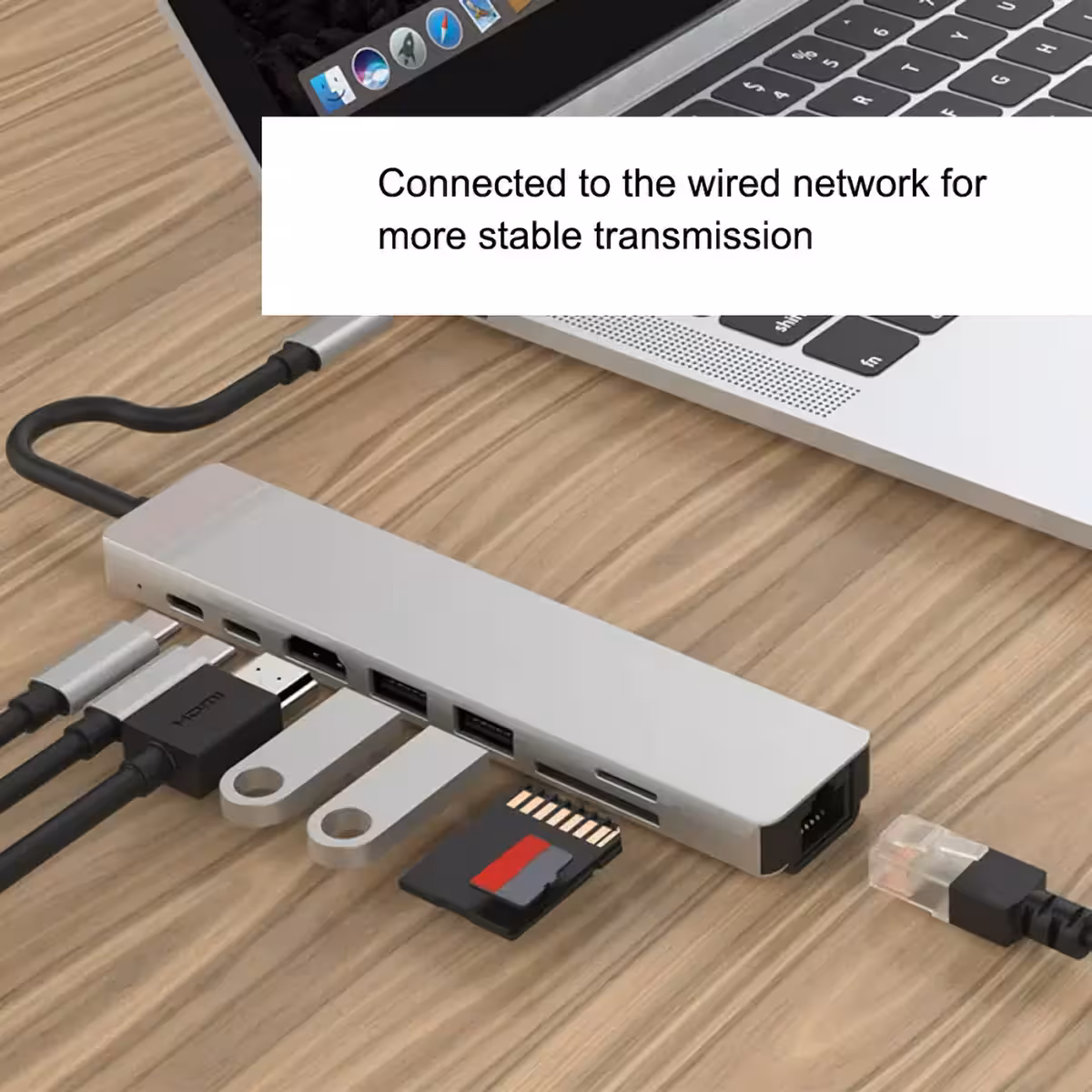 USB-C hub MacBook Air’ile mitme pordiga
