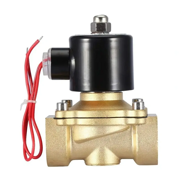 Messingist 1-tolline solenoidsventiil – külgvaade Messingist korpusega solenoidventiil, 1-tolline, 220V, külgvaade