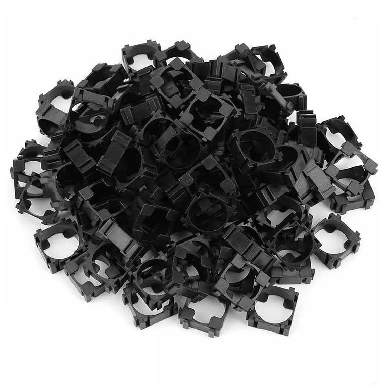 Suur 100 modulaarse hoidiku komplekt 18650 elementide kinnitamiseks