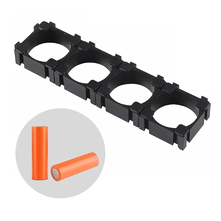 4 Li-ion 18650 modulaarset hoidikut, kasutusvalmis