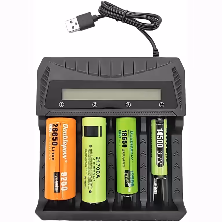 Universaalne akulaadija 18650 – Li-ion AA AAA 3.7V, 4 pesa, LCD-ekraan ja USB-C toide