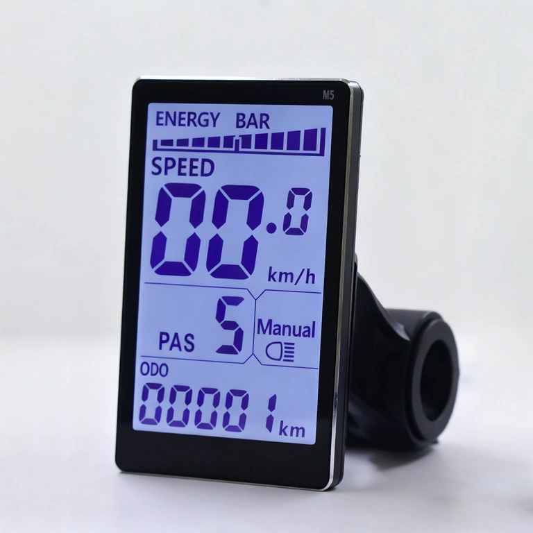 Controller ja Display M5 – külgvaade Elektrijalgratta 500W–1000W kontrolleri ja Display M5 komplekti külgvaade